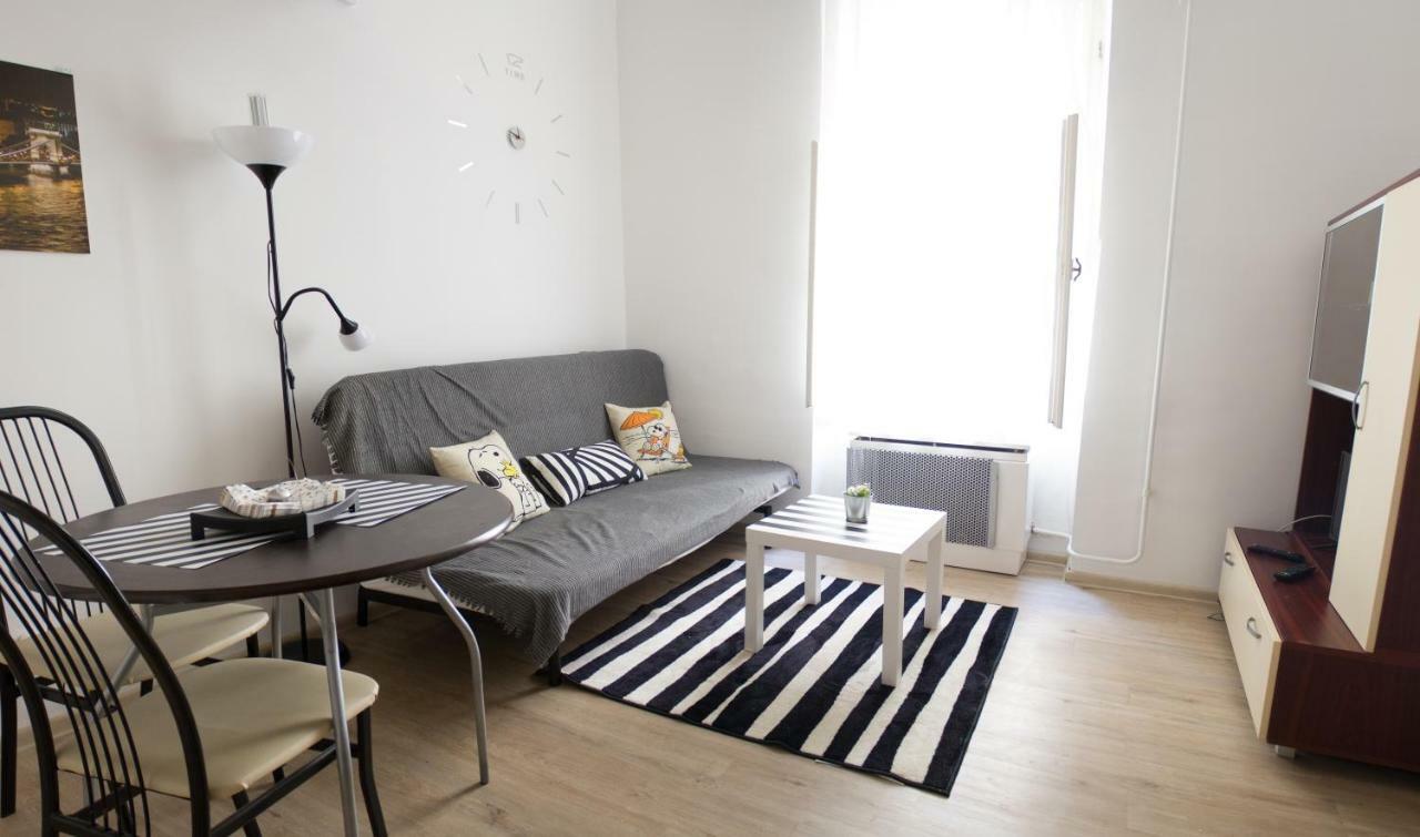 Minion & Snoopy Apartman Budapest Kültér fotó